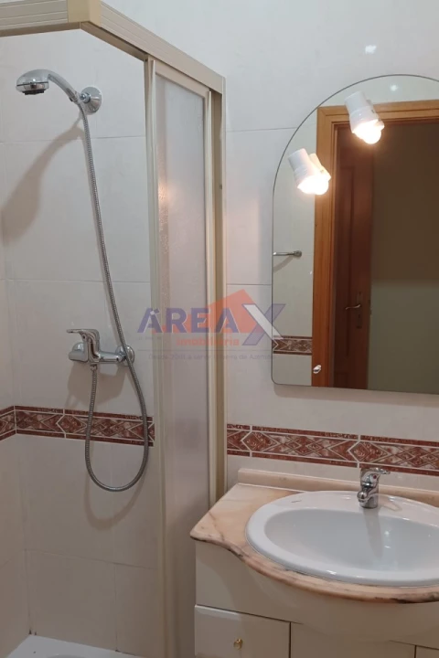 Apartamento T2 para Arrendamento férias em Quarteira