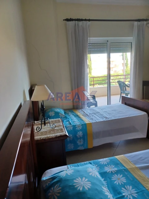 Apartamento T2 para Arrendamento férias em Quarteira