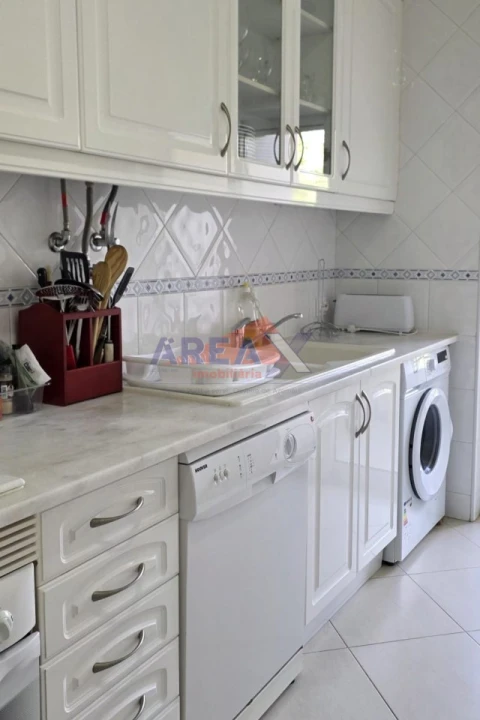 Apartamento T2 para Arrendamento férias em Quarteira