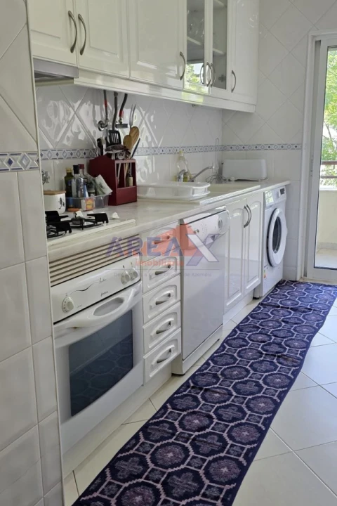 Apartamento T2 para Arrendamento férias em Quarteira