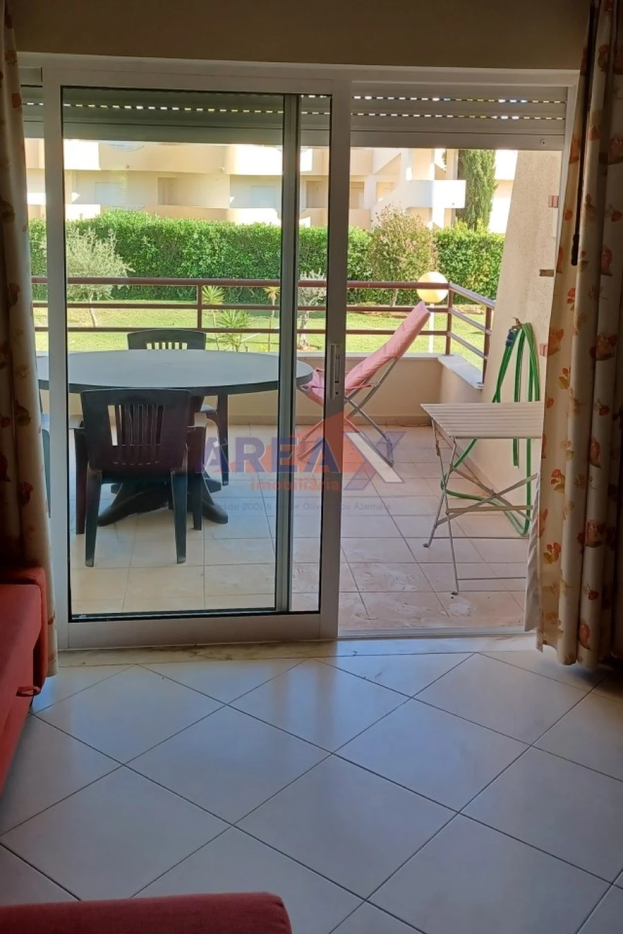 Apartamento T2 para Arrendamento férias em Quarteira Foto 24