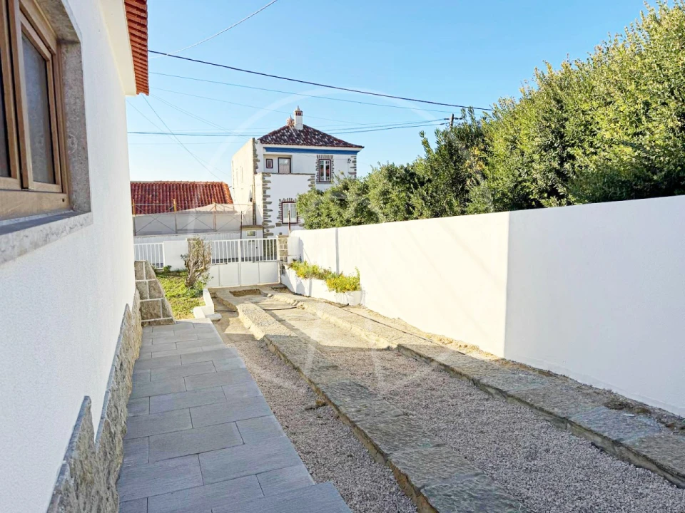 Moradia T2 para Venda em Colares Foto 6