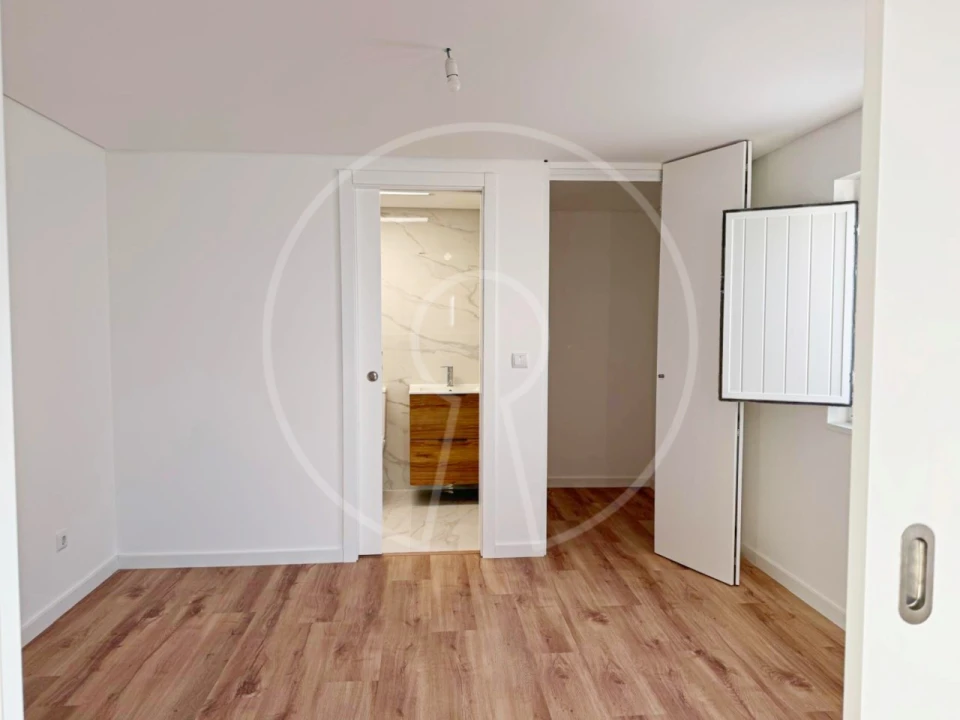 Moradia T2 para Venda em Colares Foto 35