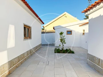 Moradia T2 para Venda em Colares