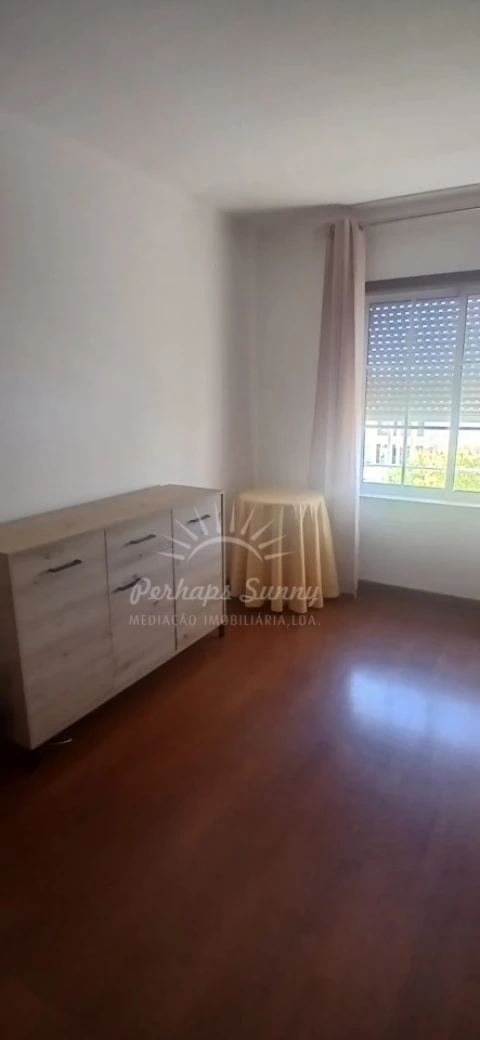 Apartamento T3 para Arrendamento em Grândola e Santa Margarida da Serra