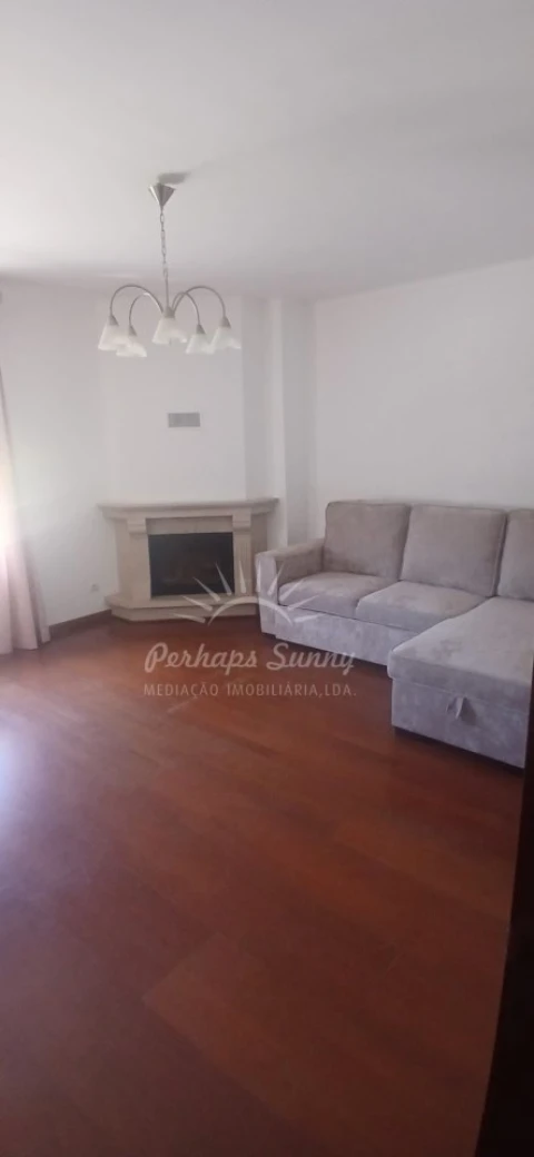 Apartamento T3 para Arrendamento em Grândola e Santa Margarida da Serra