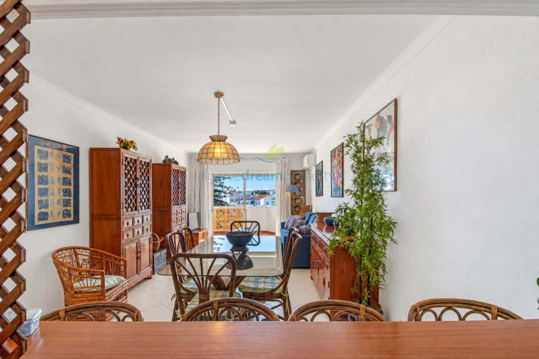 Apartamento T1 para Venda em Albufeira e Olhos de Água Foto 2