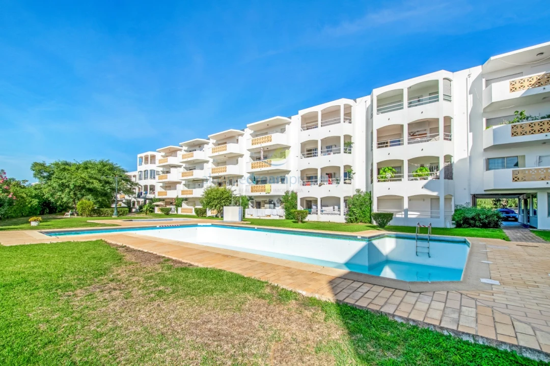 Apartamento T1 para Venda em Albufeira e Olhos de Água Foto 7