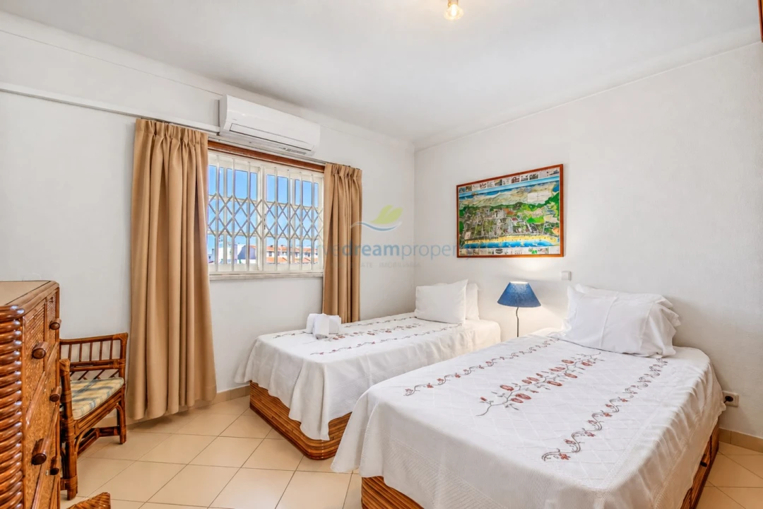 Apartamento T1 para Venda em Albufeira e Olhos de Água Foto 22