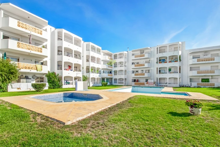 Apartamento T1 para Venda em Albufeira e Olhos de Água Foto 20