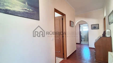 Moradia T3 para Venda em Salir