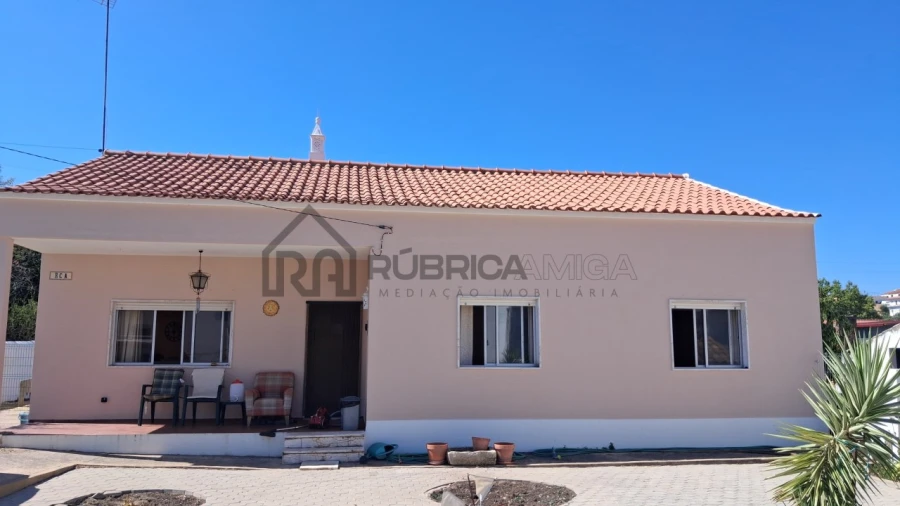 Moradia T3 para Venda em Salir Foto 2