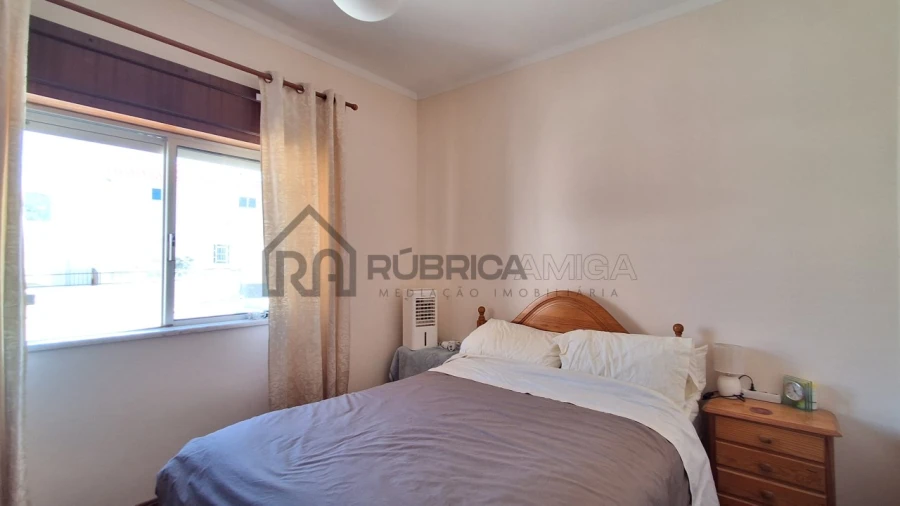 Moradia T3 para Venda em Salir Foto 22