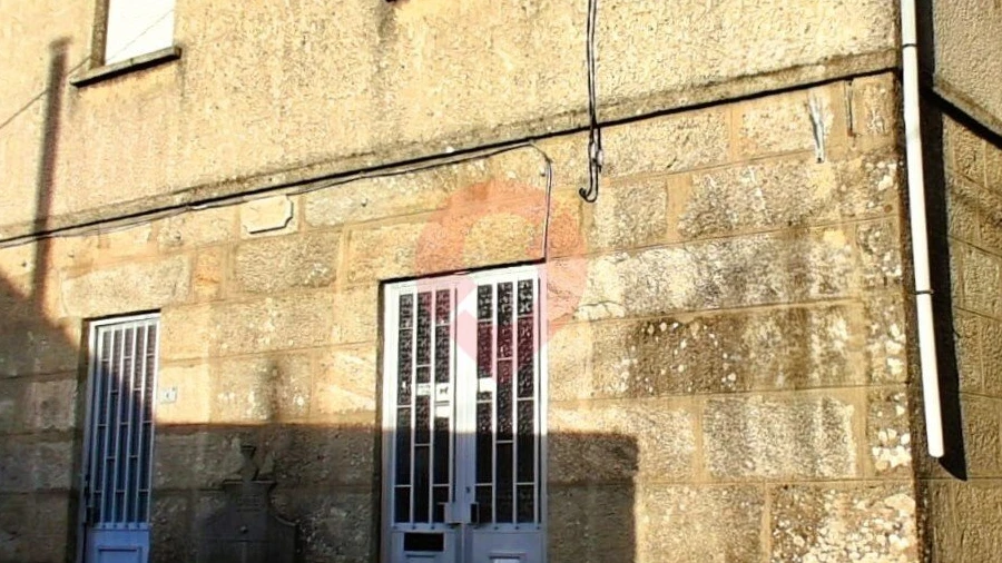 Moradia T5 para Venda em Chaviães e Paços