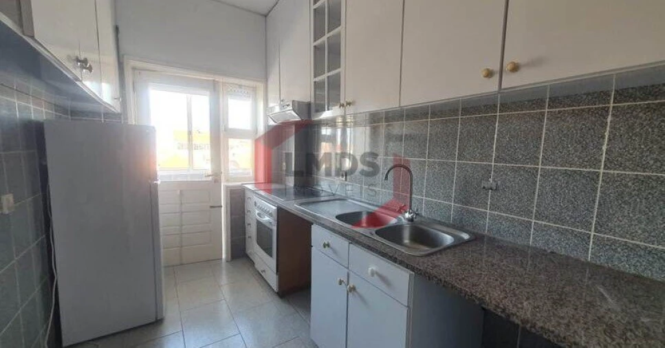 Apartamento T2 para Venda em Paranhos Foto 5
