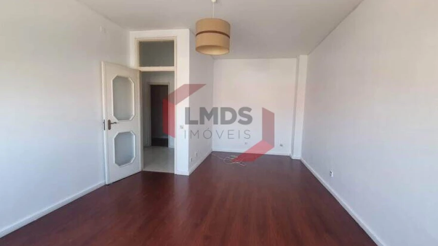 Apartamento T2 para Venda em Paranhos