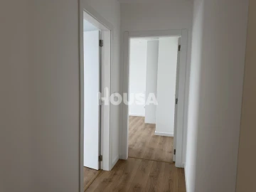 Apartamento T3 para Venda em Parceiros e Azoia