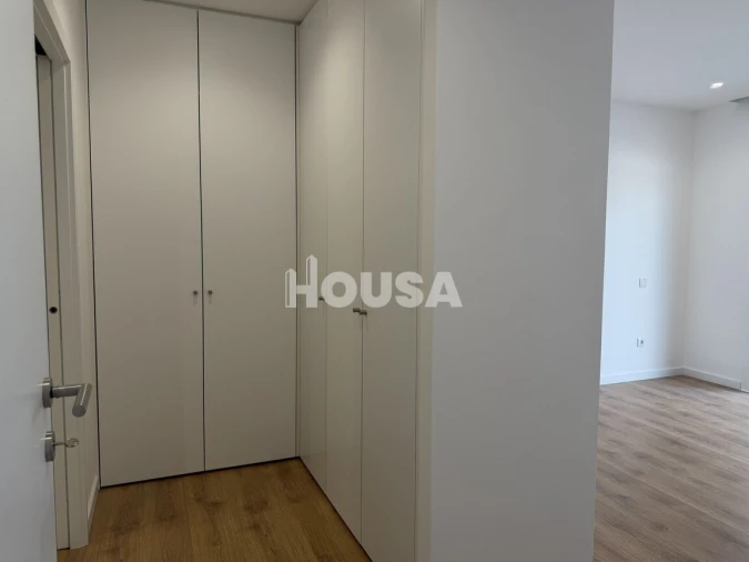 Apartamento T3 para Venda em Parceiros e Azoia Foto 10