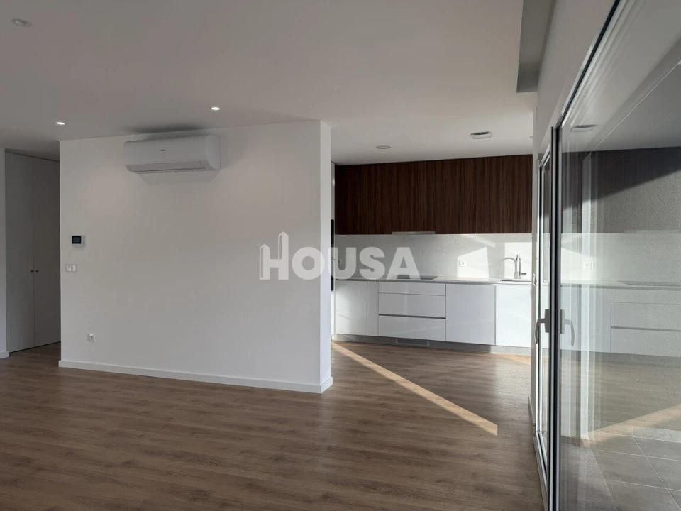 Apartamento T3 para Venda em Parceiros e Azoia Foto 5