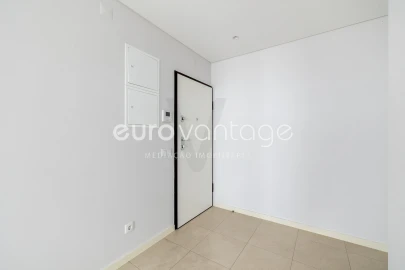 Apartamento T2 para Venda em Leiria, Pousos, Barreira e Cortes