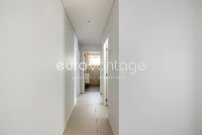 Apartamento T2 para Venda em Leiria, Pousos, Barreira e Cortes