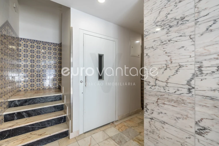 Apartamento T2 para Venda em Leiria, Pousos, Barreira e Cortes Foto 3