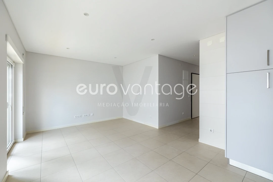 Apartamento T2 para Venda em Leiria, Pousos, Barreira e Cortes Foto 14