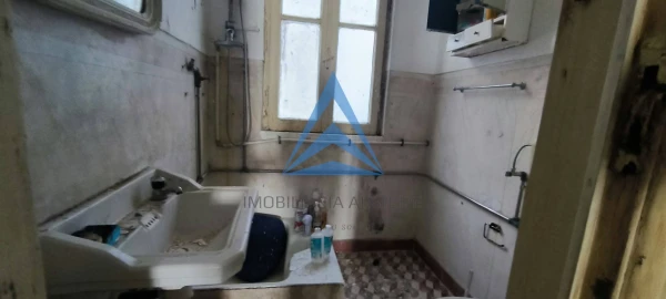 Prédio para Venda em Abrantes (São Vicente e São João) e Alferrarede