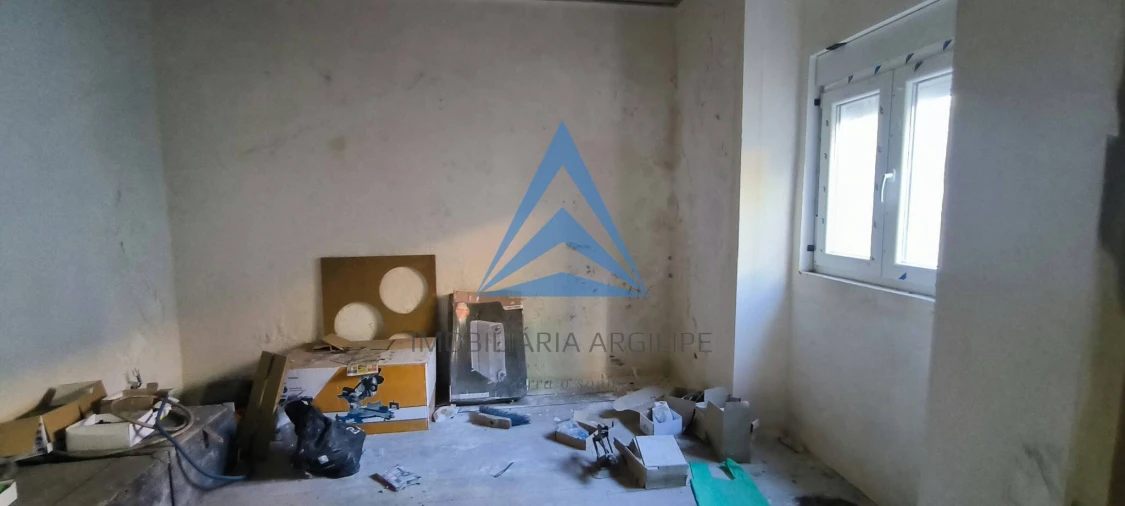 Prédio para Venda em Abrantes (São Vicente e São João) e Alferrarede Foto 8