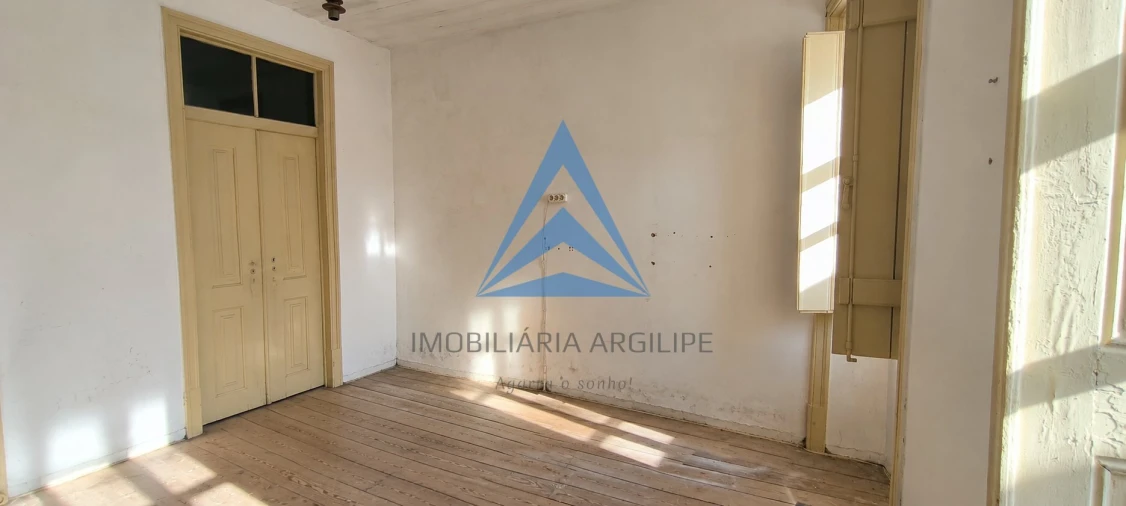 Prédio para Venda em Abrantes (São Vicente e São João) e Alferrarede Foto 12