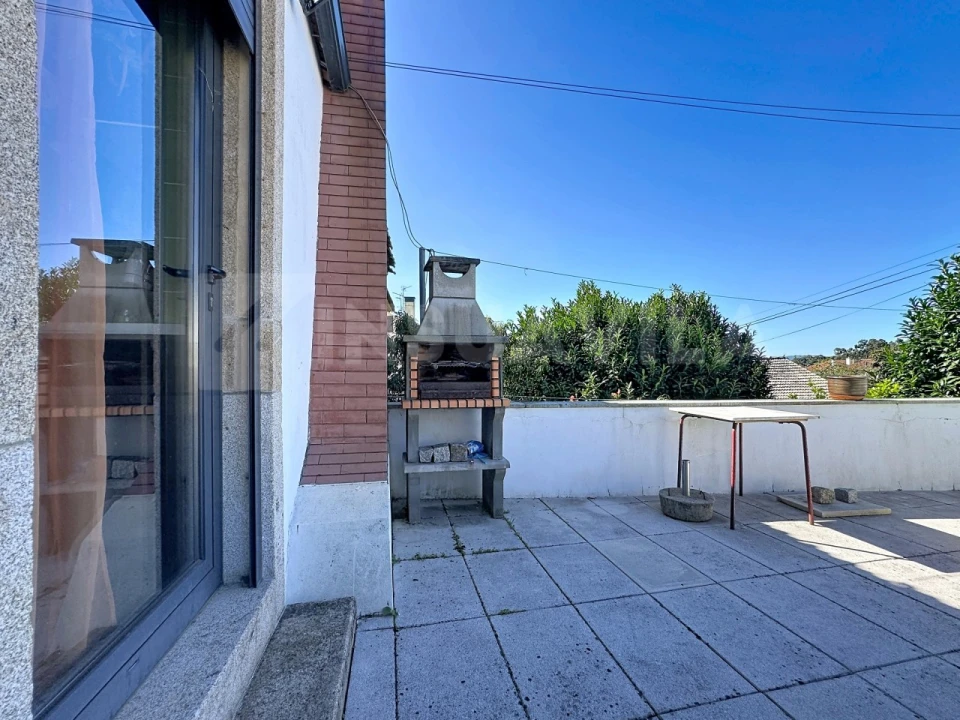 Moradia T5 para Venda em São Pedro da Torre Foto 10