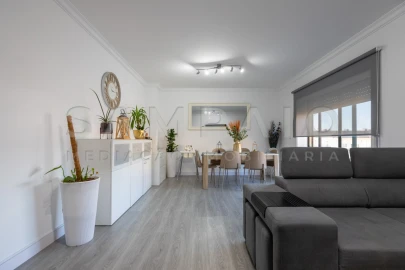 Apartamento T2 para Venda em Gulpilhares e Valadares
