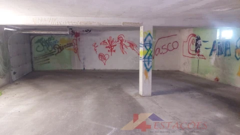 Moradia T4 para Venda em Pombal