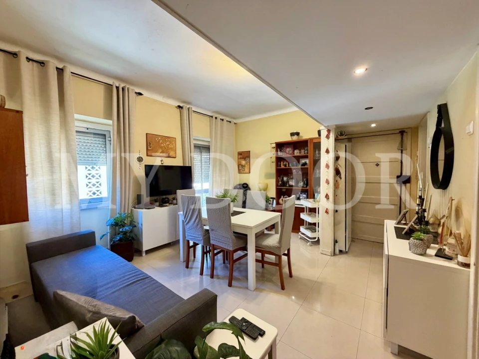 Apartamento T3 para Venda em Alvalade Foto 7