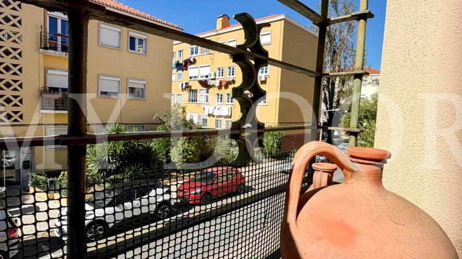Apartamento T3 para Venda em Alvalade