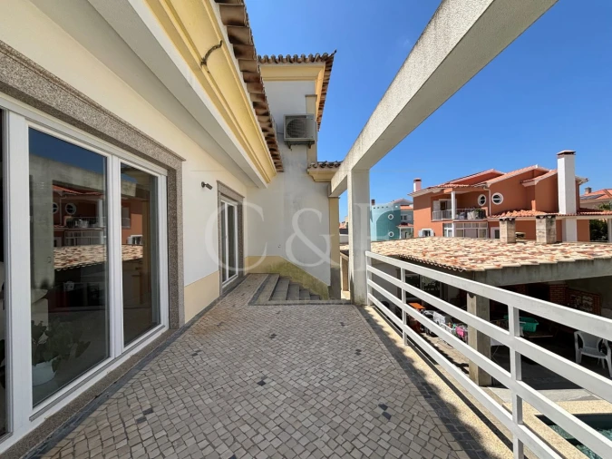 Moradia T4 para Venda em Azeitão (São Lourenço e São Simão) Foto 31