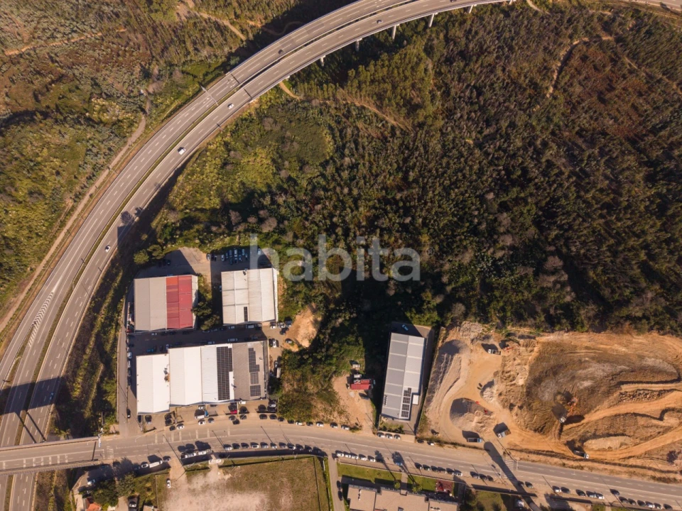 Terreno para Venda em Fânzeres e São Pedro da Cova Foto 4