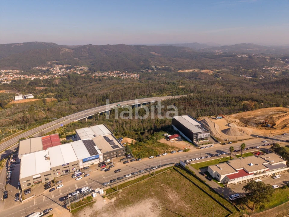 Terreno para Venda em Fânzeres e São Pedro da Cova Foto 2