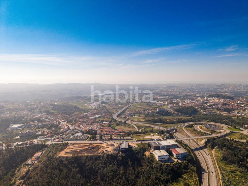 Terreno para Venda em Fânzeres e São Pedro da Cova Foto 9