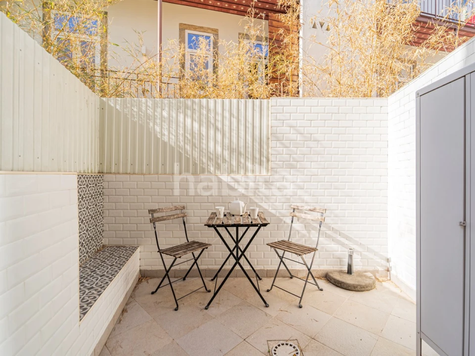 Apartamento T1 para Venda em Santo António Foto 18