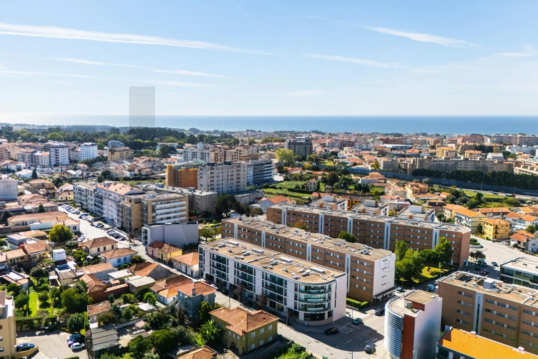 Loja para Venda em Santa Marinha e São Pedro da Afurada Foto 6