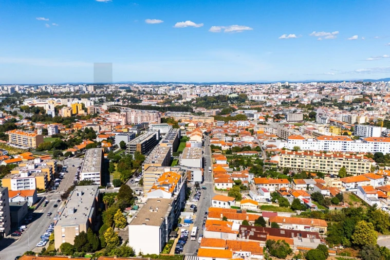 Loja para Venda em Santa Marinha e São Pedro da Afurada Foto 5
