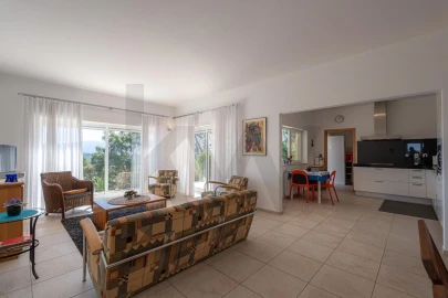 Moradia T3 para Venda em Arrifana