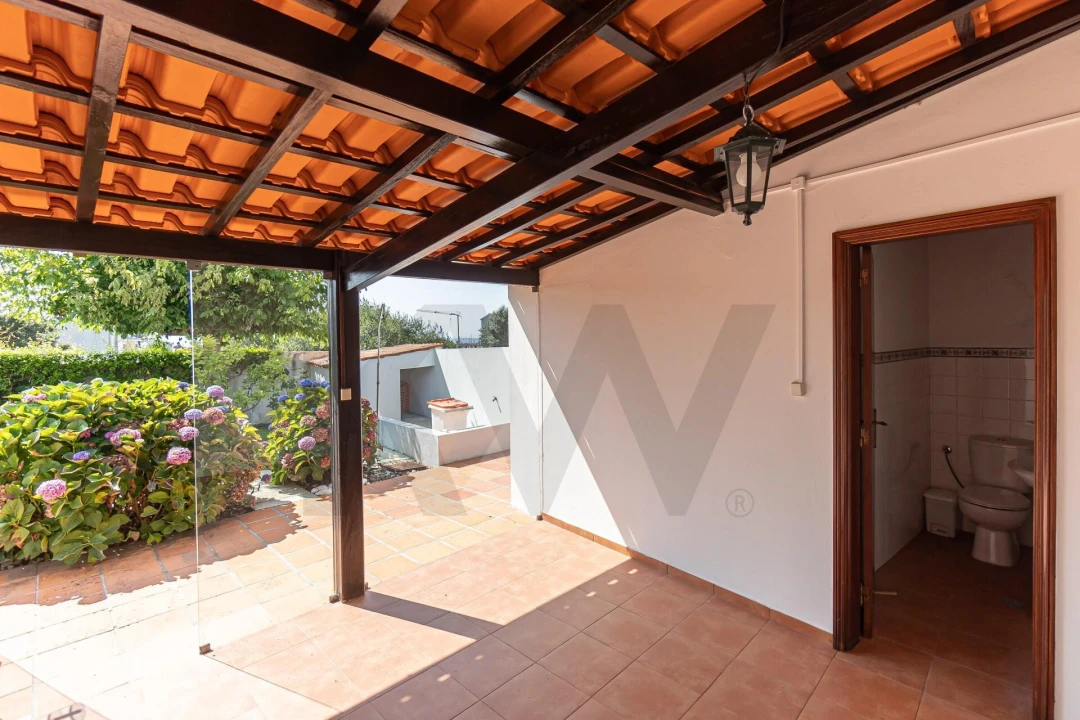 Moradia T4 para Venda em São Felix da Marinha Foto 86