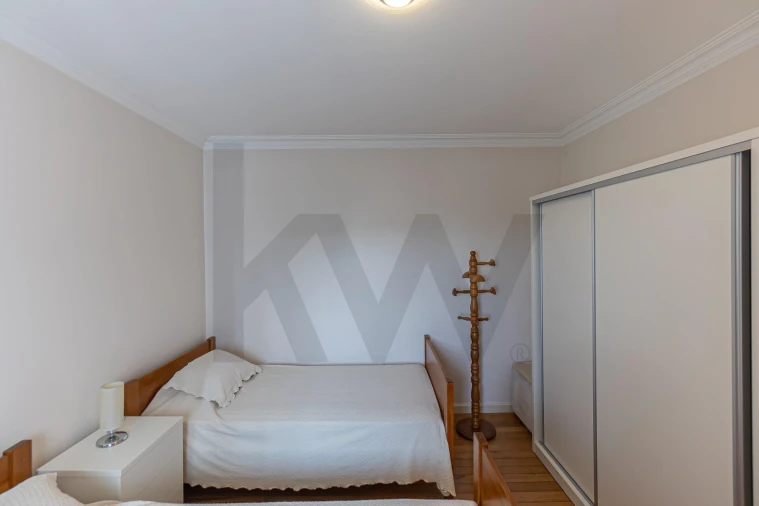 Moradia T4 para Venda em São Felix da Marinha Foto 64
