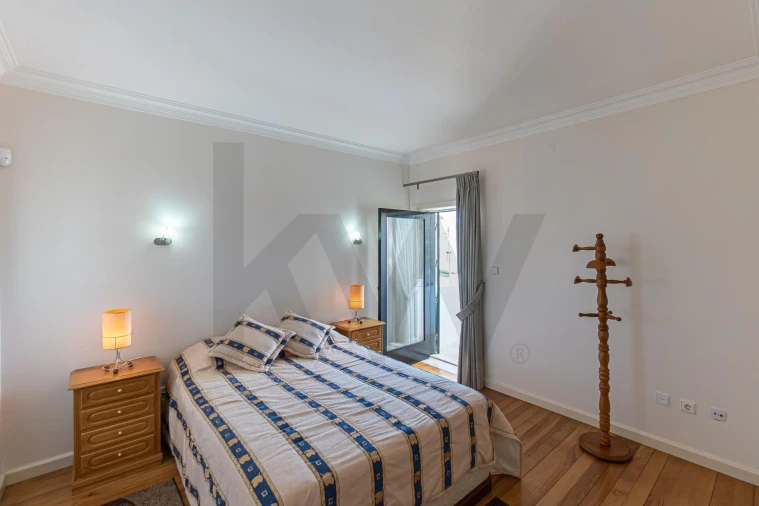 Moradia T4 para Venda em São Felix da Marinha Foto 40