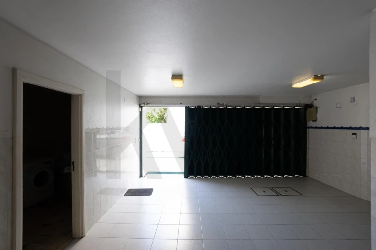 Moradia T4 para Venda em São Felix da Marinha Foto 80