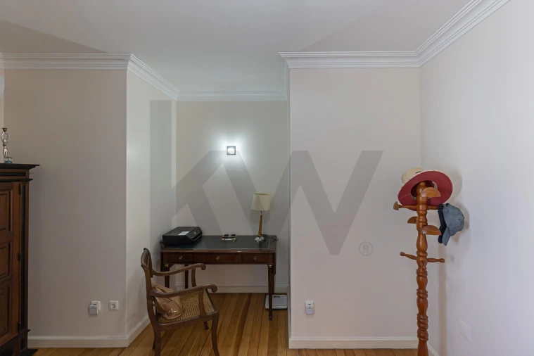 Moradia T4 para Venda em São Felix da Marinha Foto 70