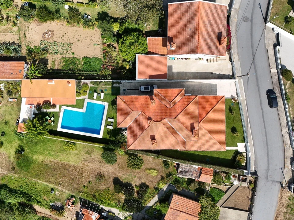Moradia T4 para Venda em São Felix da Marinha Foto 94