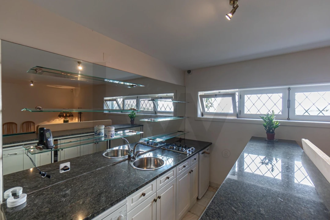 Moradia T4 para Venda em São Felix da Marinha Foto 75